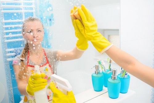 Deep cleaning floors and fixtures after builders work in Collierswood